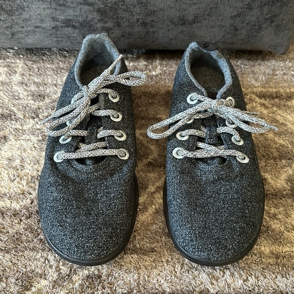 NWOT Allbirds Merino Wool Runners Shoes Gray Black Mens 8 main image 6